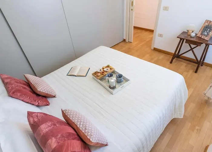 Apartment Pitty A Zona Centro E Mare By Yohome