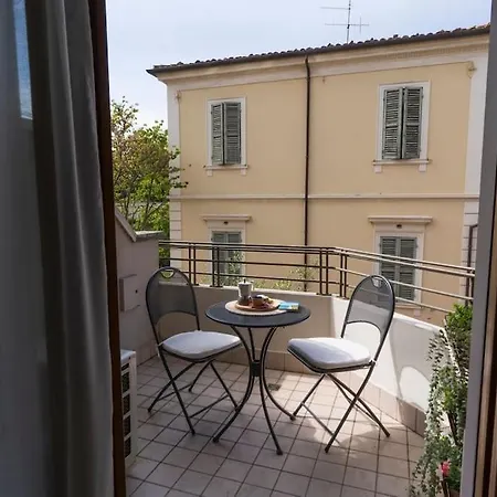 Pitty A Zona Centro E Mare By Yohome Apartament Pesaro
